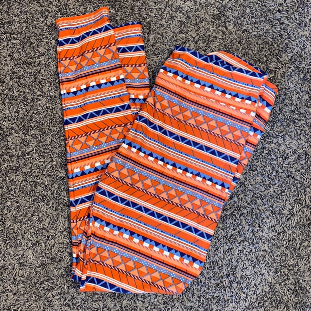 LuLaRoe Tall and Curvy leggings